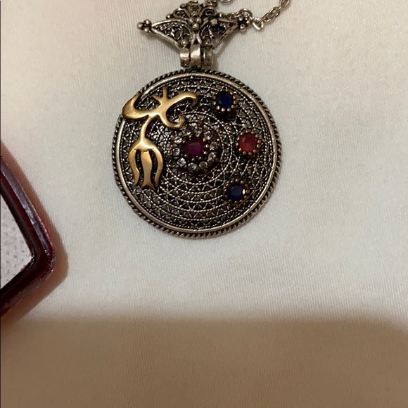 Authentic Necklace With tulip detail - Picture 2 of 3